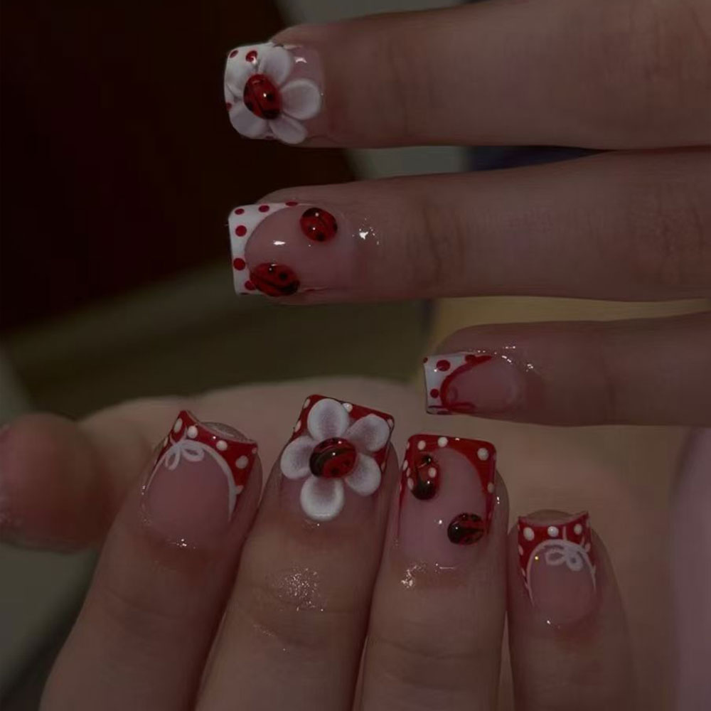 24 Pieces Per Set. Rectangular - огляд і ціна Nail Art Halal