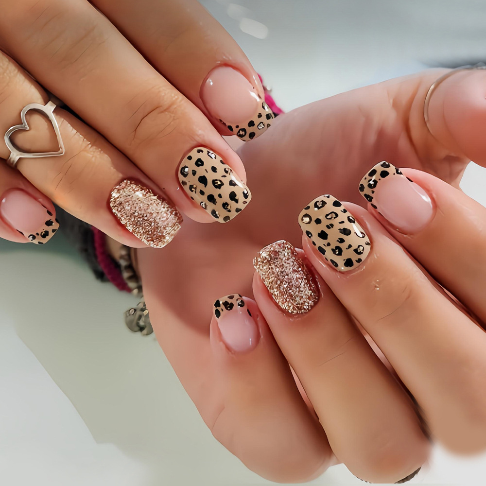 Short long fake nails for wome - огляд і ціна Nail Art Leopard