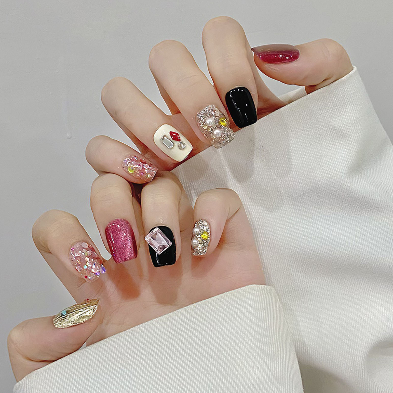 Handmade Press on Nails Glitte - огляд і ціна Nail Art Eye Cat
