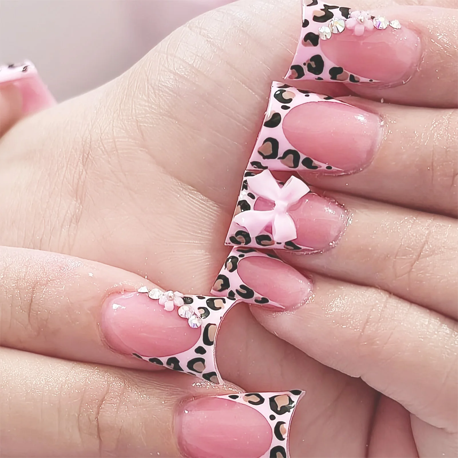 24Pcs Short Duckbill Press On  - огляд і ціна Nail Art Leopard
